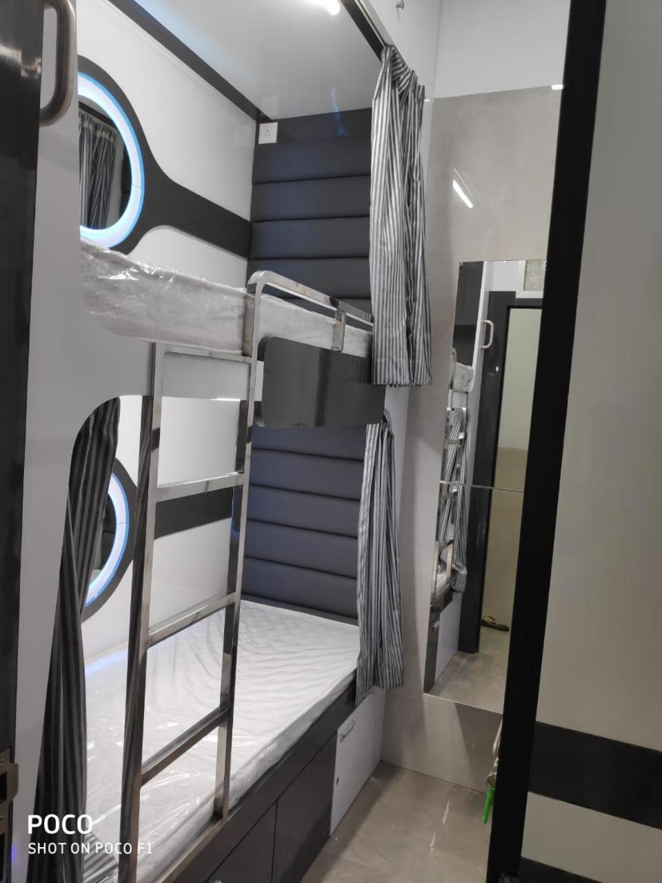 מומביי Ocean Dormitory מראה חיצוני תמונה